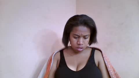 Snapshot of nicelly01 chatting on 06-27-26, 06:51 nicelly01 online show from 06-27-26, 06:51