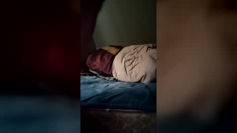 Snapshot of niceviewfromhere chatting on 06-18-26, 10:41 niceviewfromhere online show from 06-18-26, 10:41