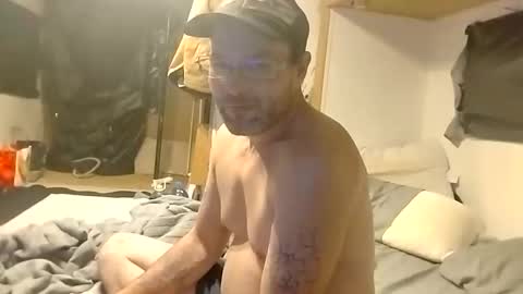 Snapshot of nicholasjesse51 chatting on 10-31-25, 11:50 nicholasjesse51 online show from 10-31-25, 11:50