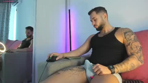 Snapshot of nicholassx chatting on 05-23-26, 02:43 Nicholassx online show from 05-23-26, 02:43