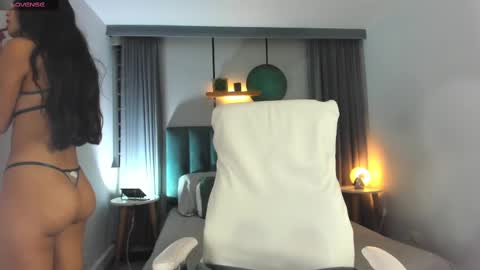 Snapshot of nichole_bree chatting on 02-18-25, 11:11 Nichole online show from 02-18-25, 11:11