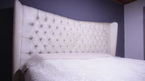 Nichole online show from 10-18-25, 11:11