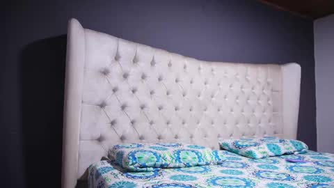 Nichole online show from 11-05-25, 10:59