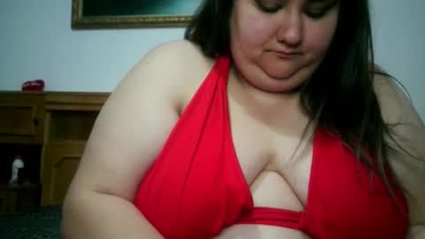 Snapshot of nicholle chatting on 04-27-26, 09:35 Nicholle online show from 04-27-26, 09:35