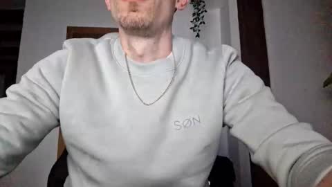 Snapshot of nick194207 chatting on 01-17-26, 10:24 nick194207 online show from 01-17-26, 10:24