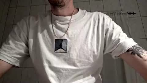 nick194207 online show from 08-08-26, 10:34