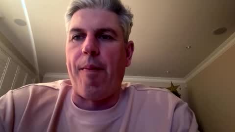 nick578320 online show from 12-15-25, 02:54