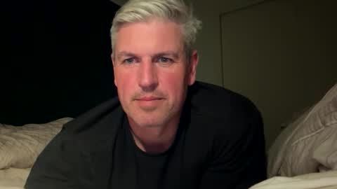 Snapshot of nick578320 chatting on 04-21-26, 02:45 nick578320 online show from 04-21-26, 02:45