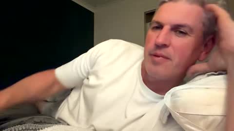 Snapshot of nick578320 chatting on 05-08-26, 03:28 nick578320 online show from 05-08-26, 03:28