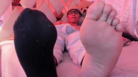 Snapshot of nick_1606 chatting on 02-12-25, 10:14 nick online show from 02-12-25, 10:14