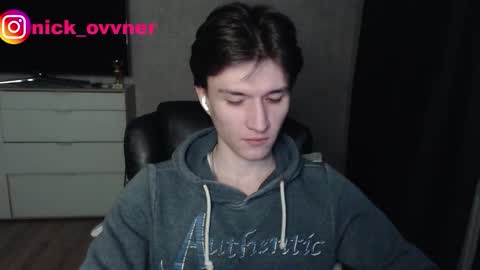 Snapshot of nick_owner chatting on 03-12-26, 09:43 Nick online show from 03-12-26, 09:43