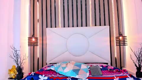 Snapshot of nick_smile chatting on 02-14-26, 05:59 nick_smile online show from 02-14-26, 05:59