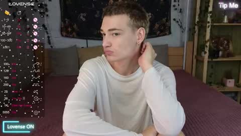 Nick online show from 10-11-25, 02:48