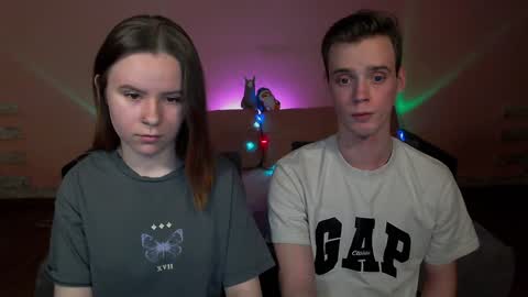 Snapshot of nickandmolly chatting on 12-25-24, 05:05 nick and molly online show from 12-25-24, 05:05