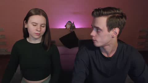 Snapshot of nickandmolly chatting on 01-04-25, 05:05 nick and molly online show from 01-04-25, 05:05