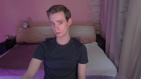 Snapshot of nickandmolly chatting on 03-03-25, 03:31 nick and molly online show from 03-03-25, 03:31