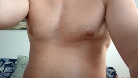 Snapshot of nickcarlosxx chatting on 09-20-25, 08:26 Nick online show from 09-20-25, 08:26