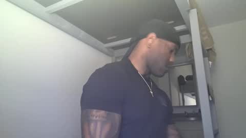 Snapshot of nickkillem chatting on 01-26-25, 10:24 NickKillEm online show from 01-26-25, 10:24