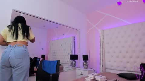 Snapshot of nickky_thompson chatting on 02-09-25, 01:14 nickky online show from 02-09-25, 01:14