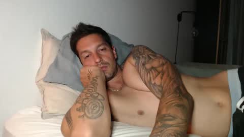 Snapshot of nickmaxx541 chatting on 01-08-26, 03:03 Nick maxx online show from 01-08-26, 03:03
