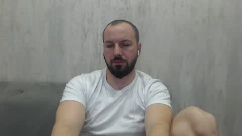 Julian online show from 12-13-25, 11:54