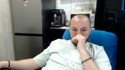 Julian online show from 03-16-26, 11:09