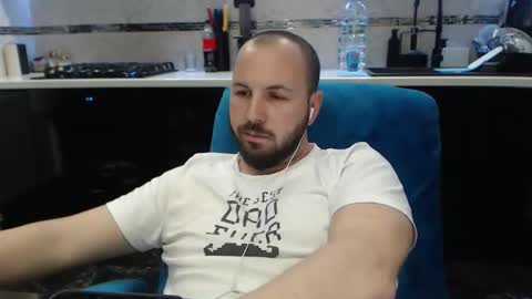 Julian online show from 03-27-26, 10:20