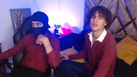Nickolas Muoz online show from 02-22-25, 06:52