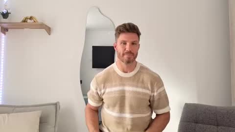 nickriverzxo online show from 06-19-26, 08:34