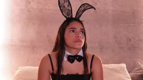 nicky and blake online show from 10-31-25, 08:54