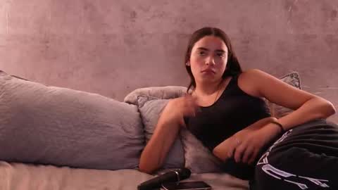 nicky and blake online show from 11-11-25, 09:37