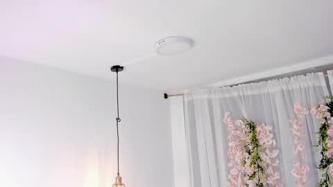 Snapshot of nicky_bonny18 chatting on 02-12-26, 12:00 nicky_bonny18 online show from 02-12-26, 12:00