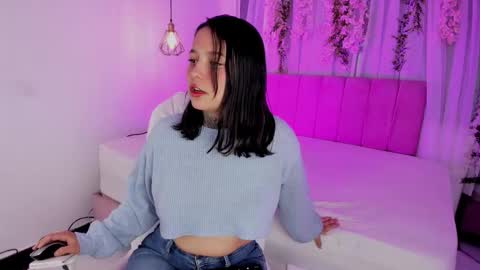 Snapshot of nicky_bonny18 chatting on 03-19-26, 12:20 nicky_bonny18 online show from 03-19-26, 12:20