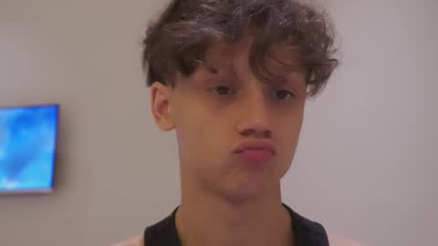 Snapshot of nicky_neal chatting on 10-12-25, 06:07 Nicky Neal online show from 10-12-25, 06:07