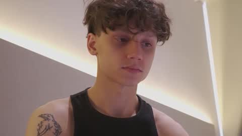 Snapshot of nicky_neal chatting on 10-13-25, 11:38 Nicky Neal online show from 10-13-25, 11:38