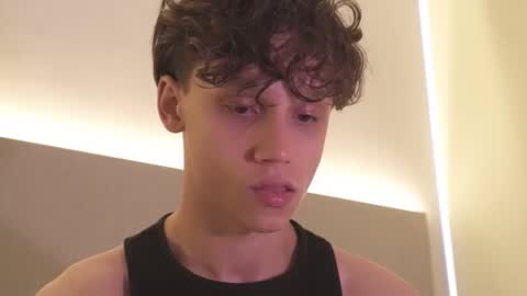 Snapshot of nicky_neal chatting on 10-21-25, 12:22 Nicky Neal online show from 10-21-25, 12:22