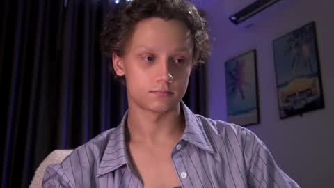 Nicky Neal online show from 05-25-26, 01:44