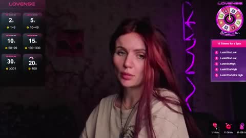 Nicky Weekends online show from 11-30-25, 01:20