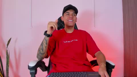 Nicky  online show from 10-14-25, 01:12