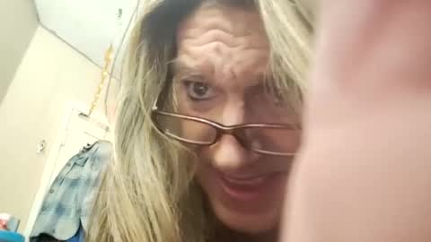 Nicky online show from 01-19-25, 10:06