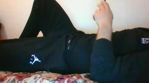 Snapshot of nickynicolasse chatting on 12-31-24, 08:34 ricky online show from 12-31-24, 08:34