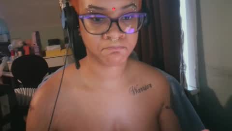 Snapshot of nickythehawtie chatting on 03-10-26, 01:38 nickythehawtie online show from 03-10-26, 01:38