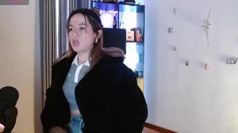 Nicky online show from 01-24-25, 04:28