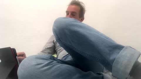 Nico online show from 12-03-25, 07:23