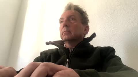 Nico online show from 04-10-26, 08:08