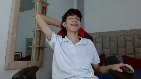 nico online show from 12-22-25, 06:16