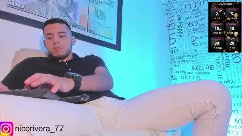 Nicolas online show from 11-26-25, 02:12