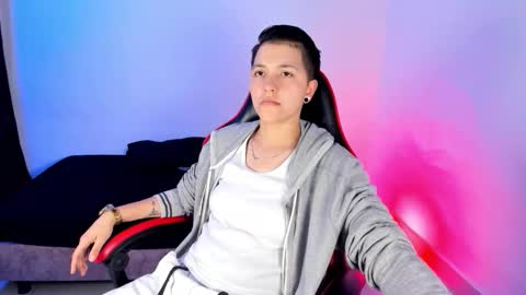 Snapshot of nicocoox chatting on 10-10-25, 02:21 NICO online show from 10-10-25, 02:21