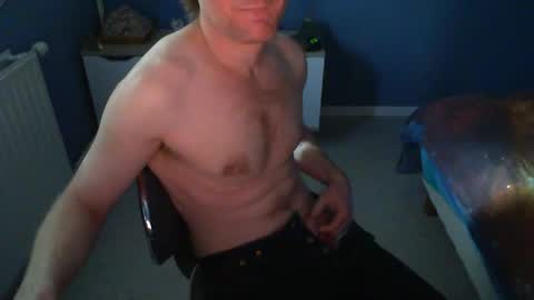 Snapshot of nicodu73 chatting on 10-04-25, 11:52 nicodu73 online show from 10-04-25, 11:52