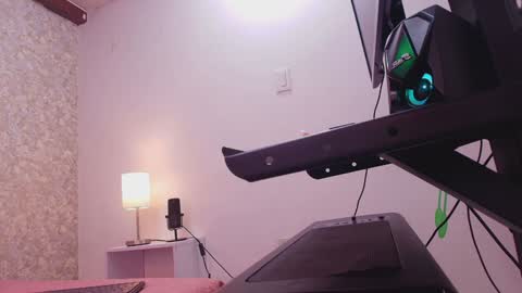 Nicol online show from 01-07-25, 07:06